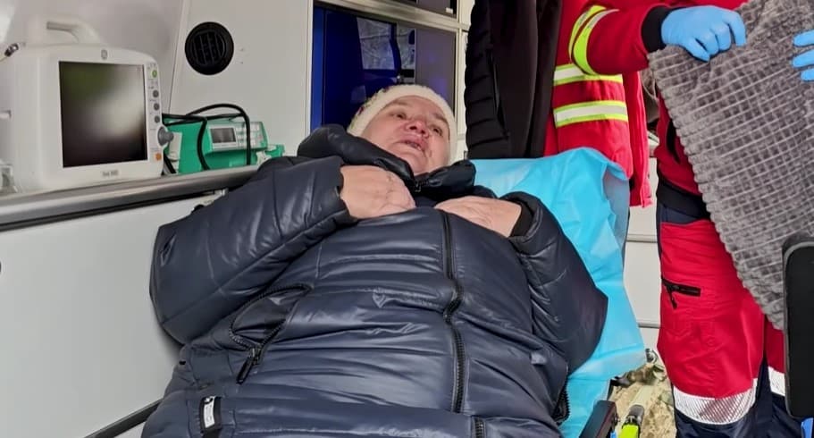 евакуюйована з ямполя жінка