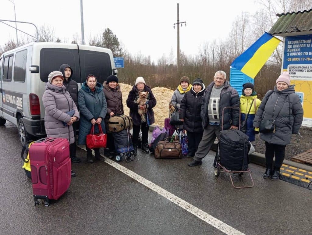 як виїхати з ТОТ