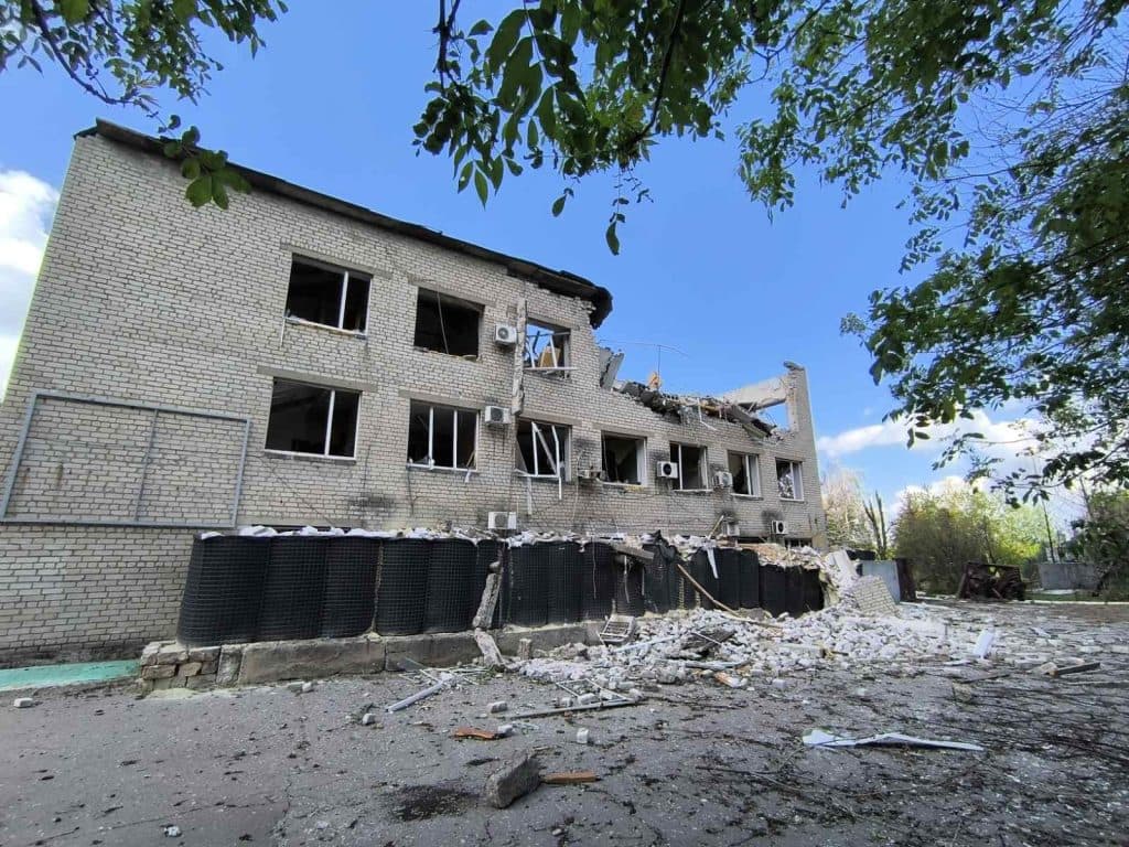 Газівники Донеччини показали, зруйновану росіянами будівлю міськгазу в Покровську