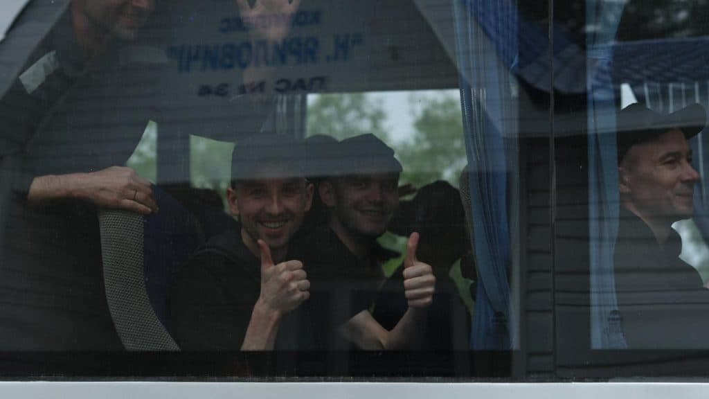 Третю частина обміну тисячу на тисячу завершено