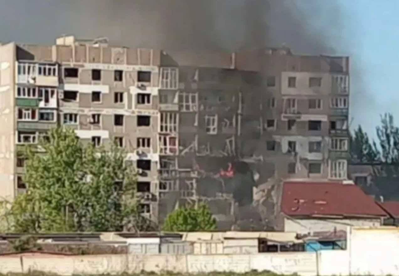 У Мирнограді росіяни вдарили по будинку бек-вокалістки гурту "Ziferblat"