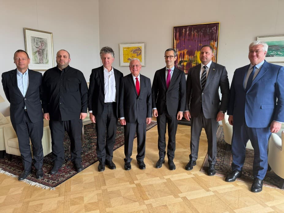 У Стамбулі відбулася зустріч української делегації з представниками США, Великої Британії, Німеччини та Франції