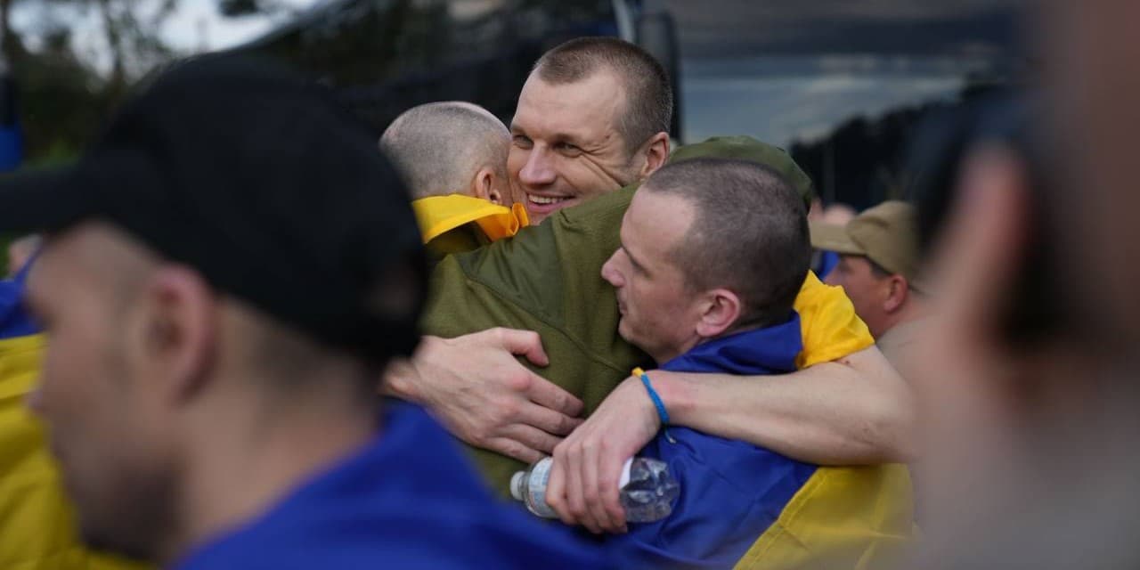 За два дні масштабного обміну полоненими в Україну повернулися 40 бійців з підрозділів МВС