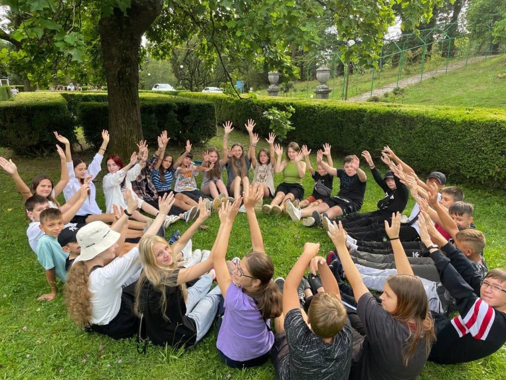 діти переселенці відпочинок