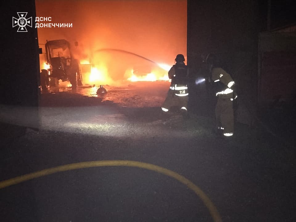 У Краматорському районі 8 "Шахедів" атакували одне з сільгосппідприємств