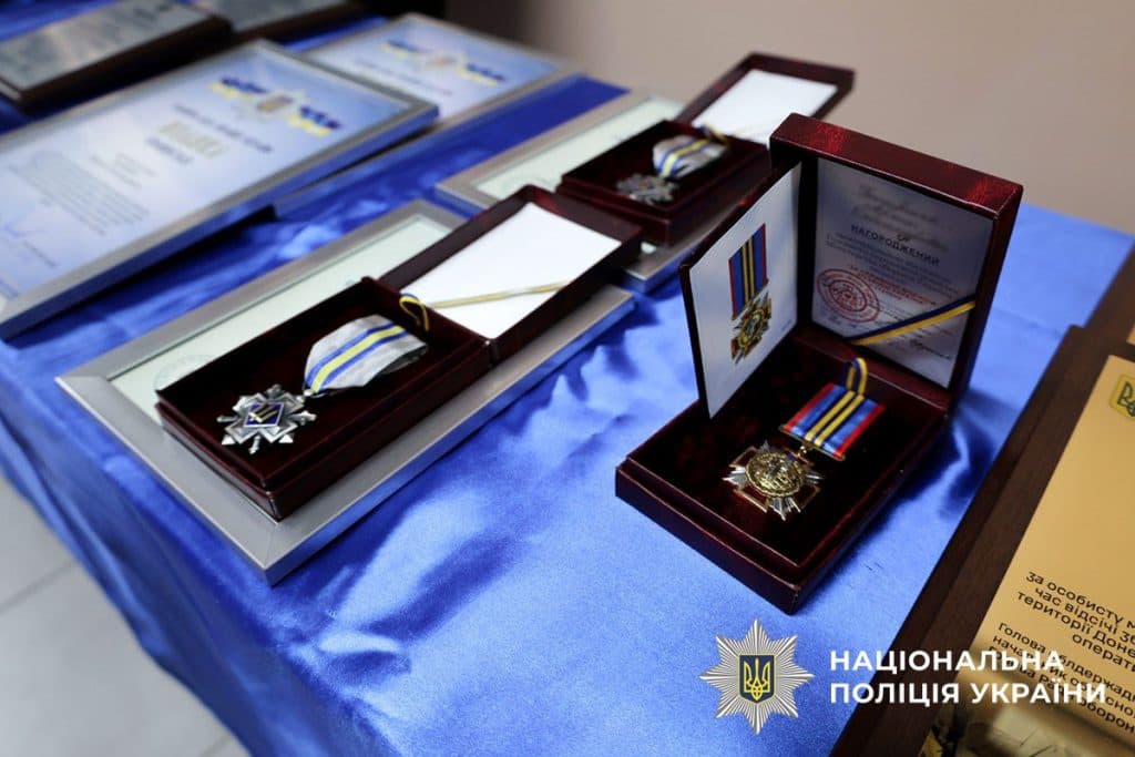 В Донецкой области наградили бойцов спецподразделений КОРД за мужество на передовой