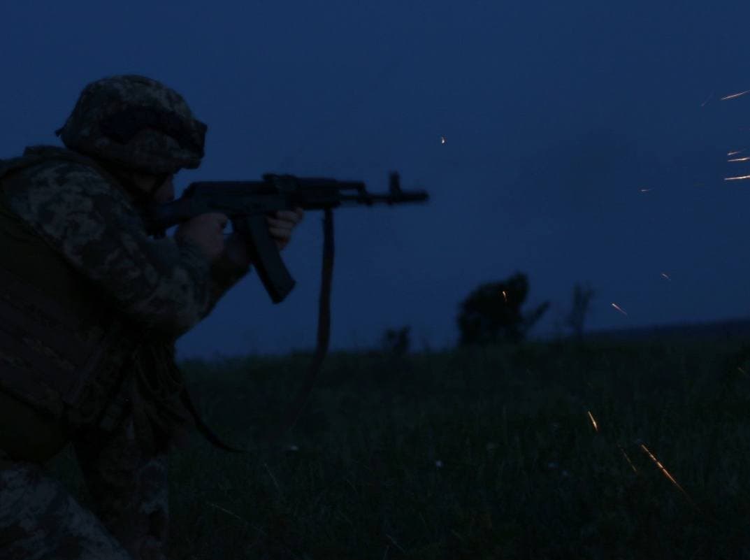 На східних фронтах збільшилася кількість ворожих атак