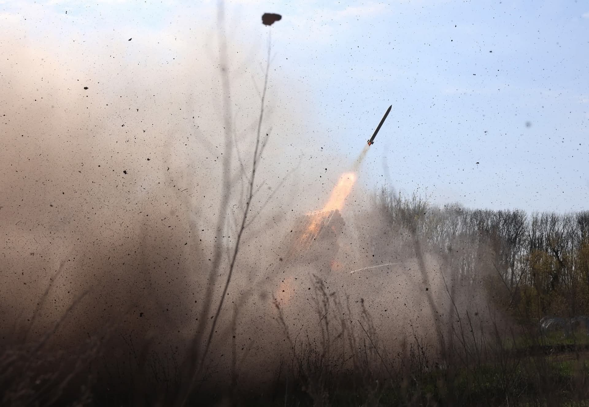 Навалу противника відбито у Серебрянському лісі