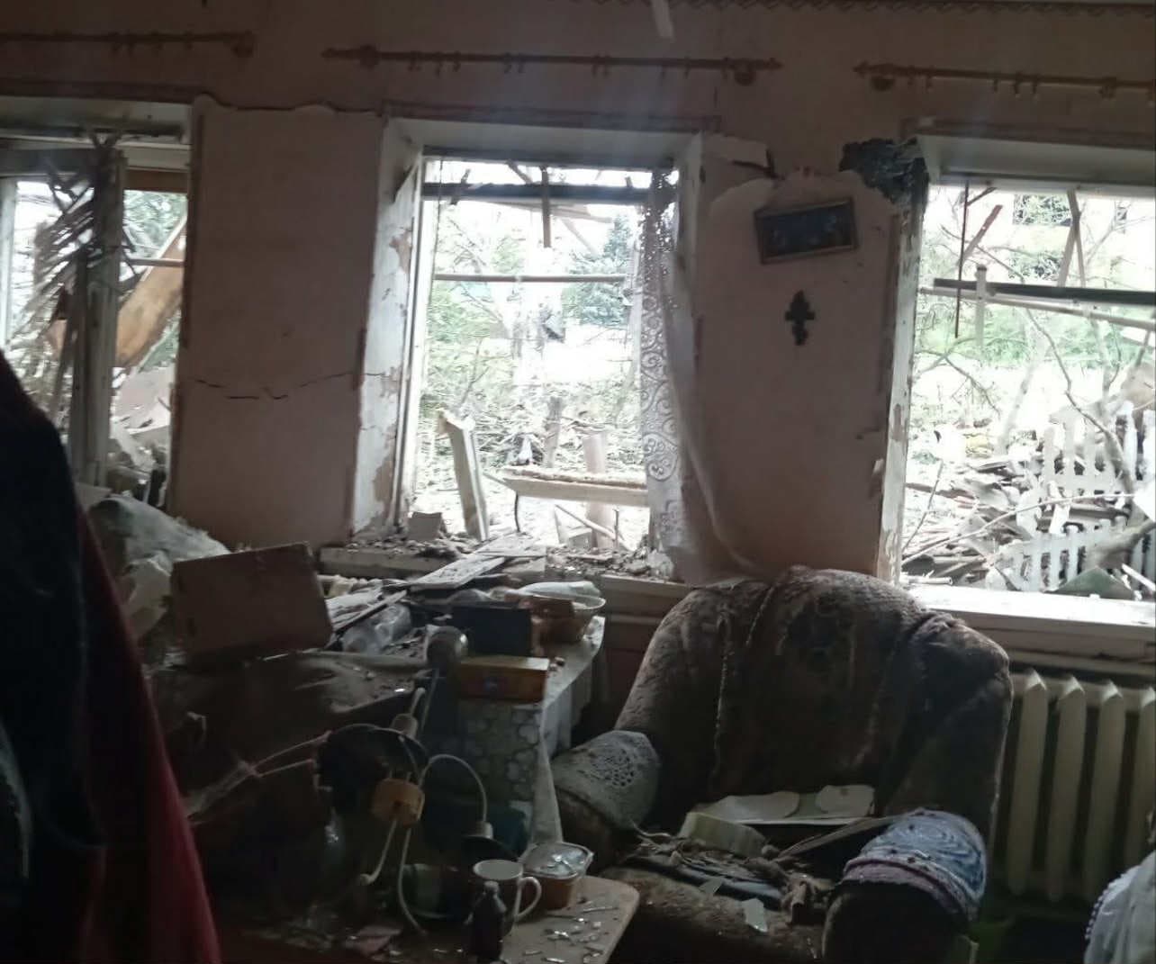 Окупанти обстріли Костянтинівську громаду: є жертви і руйнування