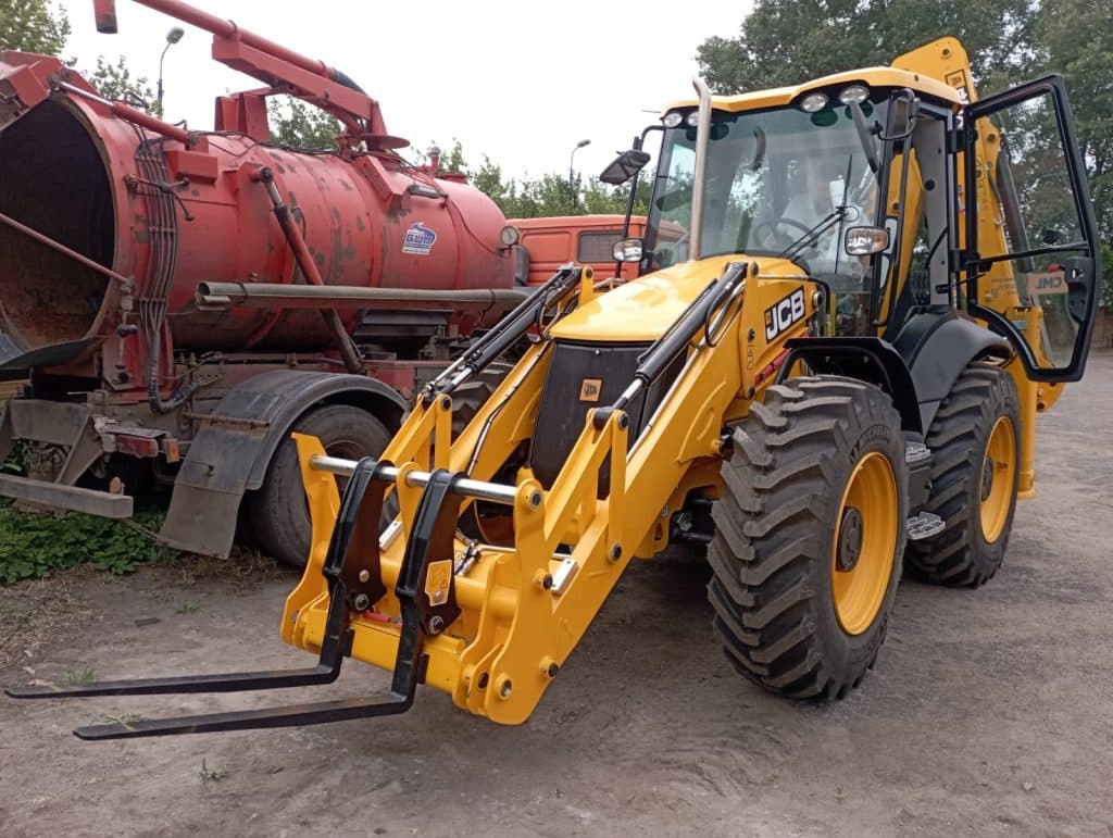 Парк техніки "Словміськводоканалу" поповнився новою технікою