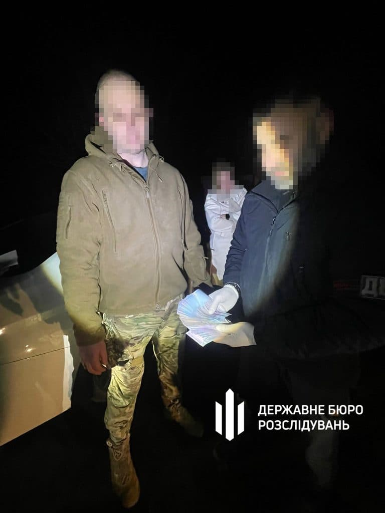 Підозрюють у розкраданні пального у військовій частині на Донеччині: перед судом постануть три офіцери
