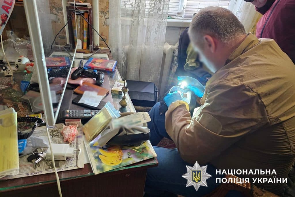 Полиция Донбасса ликвидировала межрегиональный канал сбыта наркотиков с ежемесячной прибылью 1 млн грн