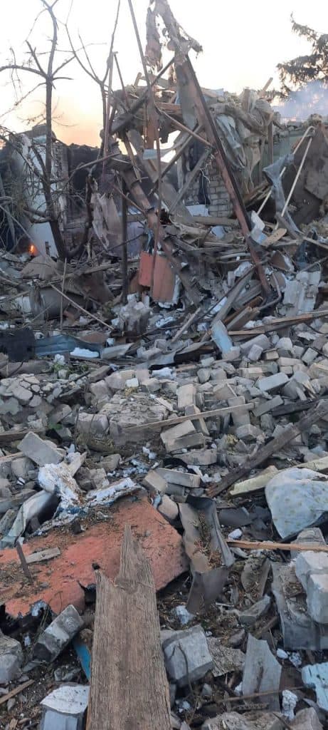 Росіяни скинули на Новодмитрівський старостинський округ 3 авіабомби, загинула жінка