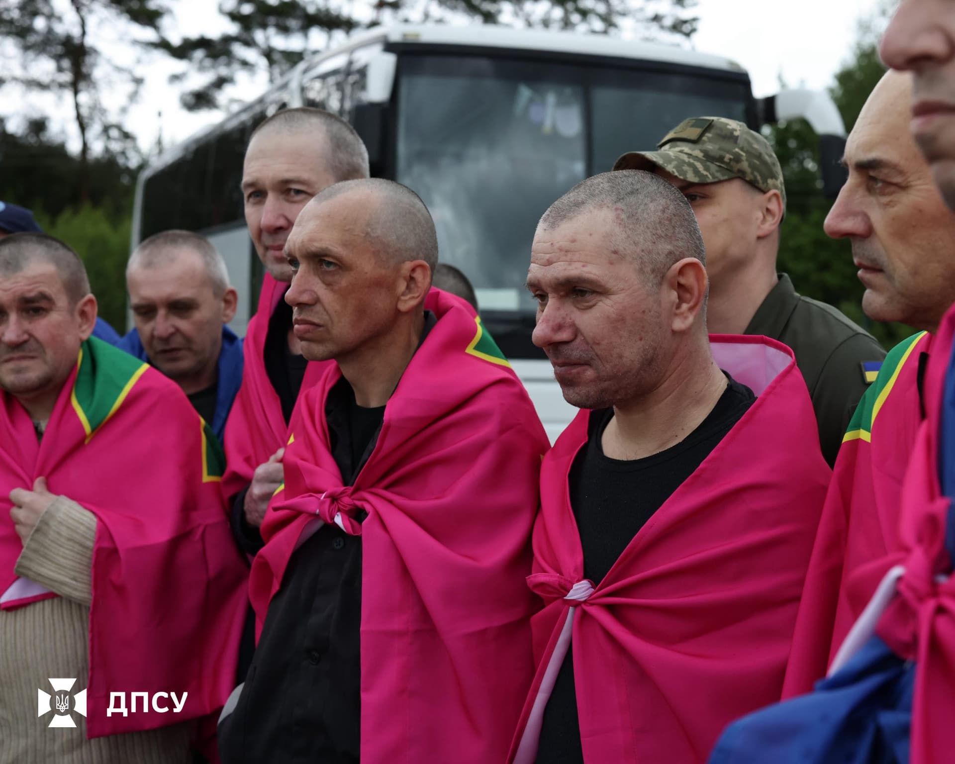 Учора повернулися 5 захисників Маріуполя з Донецького прикордонного загону, які перебували у полоні понад 3 роки