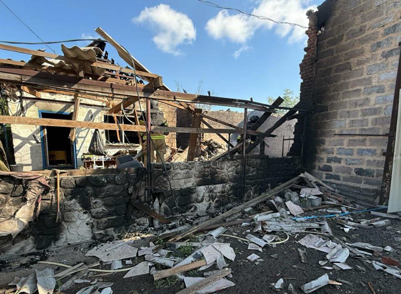 Внаслідок масованих обстрілів Донеччин