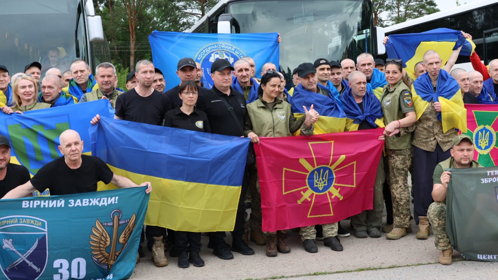 З російського полону звільнено групу важкохворих захисників України