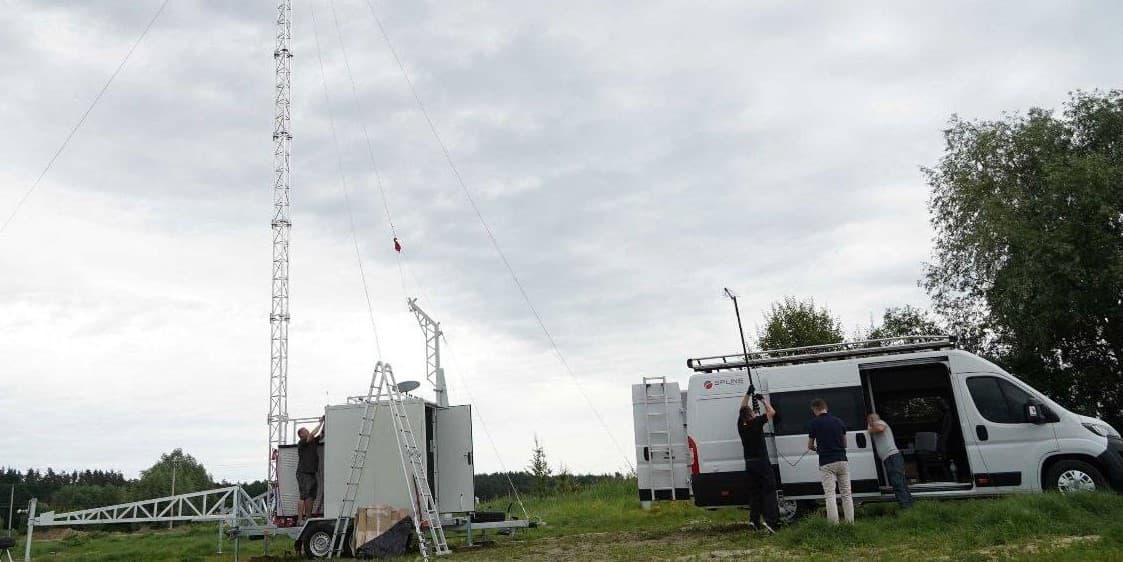 пересувні радіотелевізійні станції та мобільна телекомунікаційна лабораторія