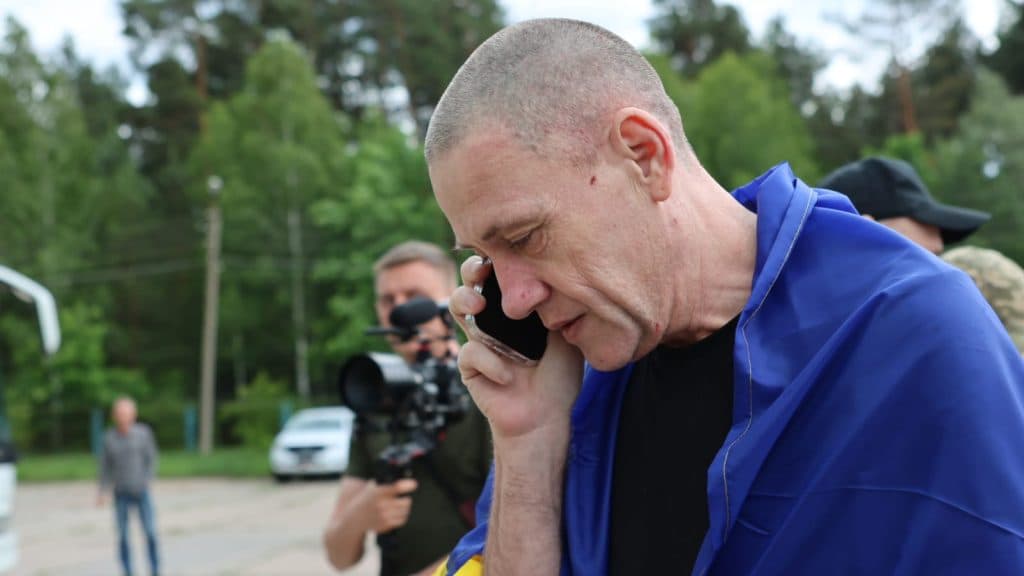 з російського полону звільнено групу важкохворих захисників України