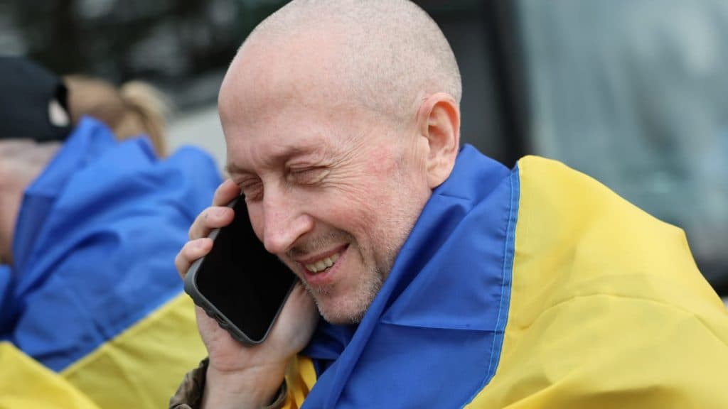 з російського полону звільнено групу важкохворих захисників України