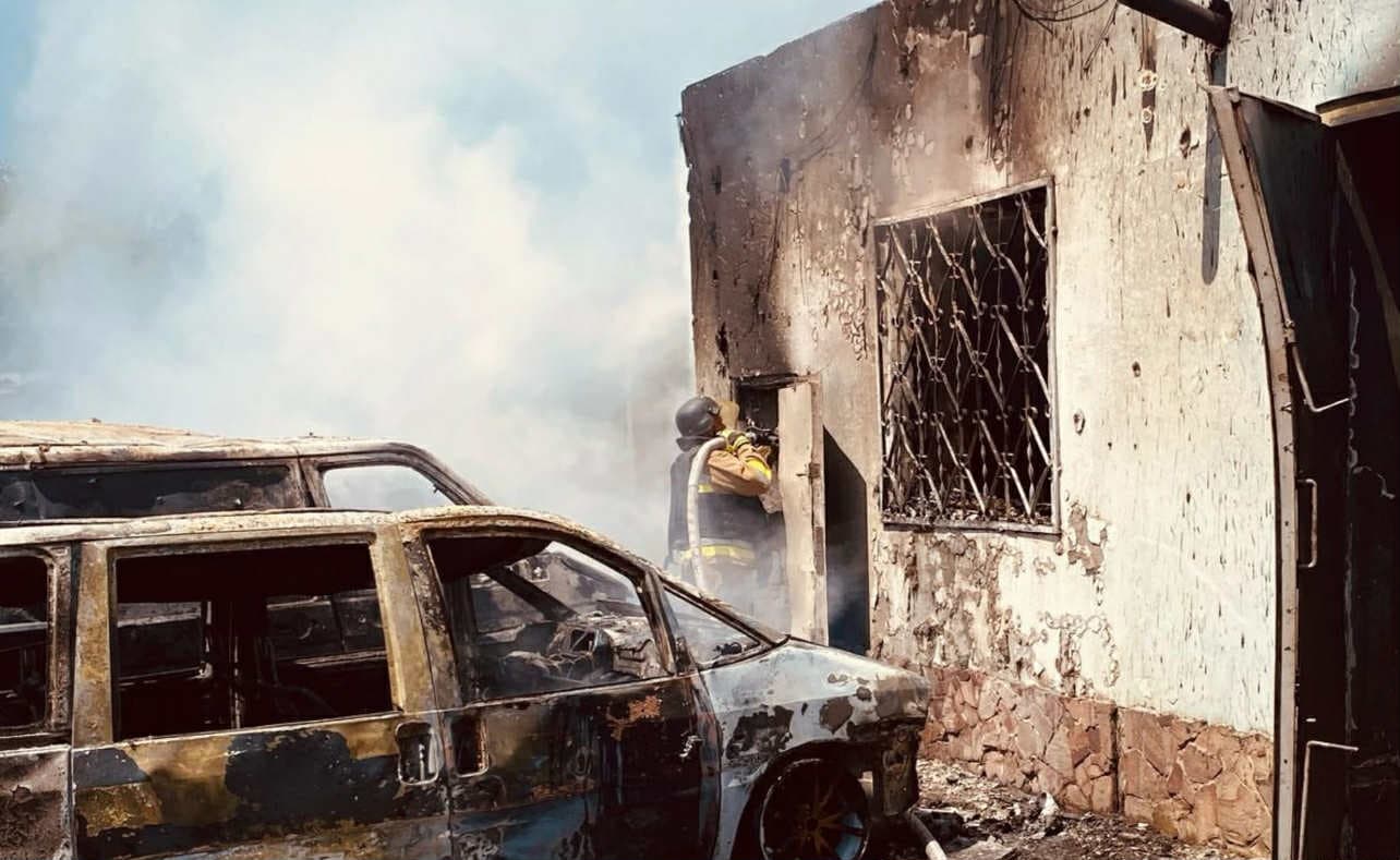 На Донеччині внаслідок ворожих атак рятувальники ліквідували шість пожеж. Фото: ДСНС України у Донецькій області з Фейсбук