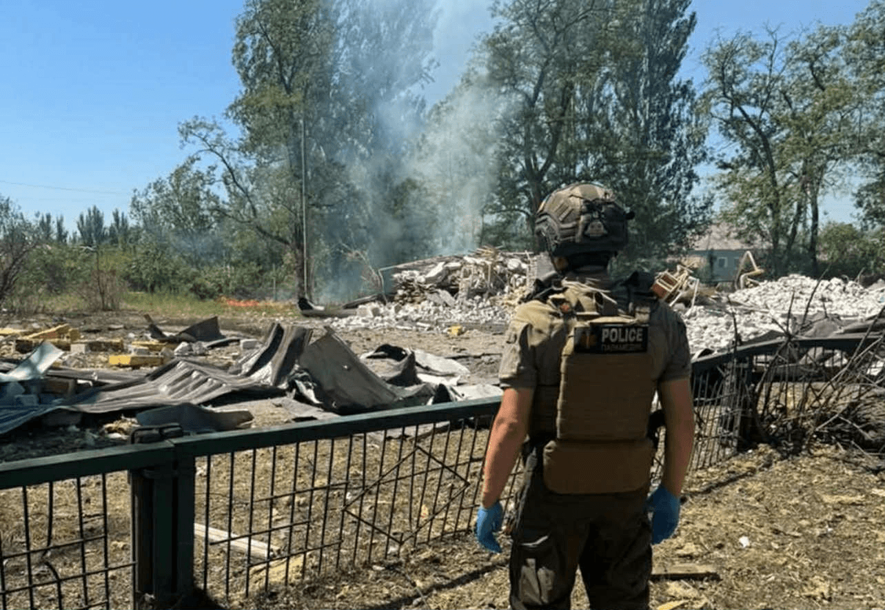 фото: поліцій Донеччини зі сторінки у Фейсбук