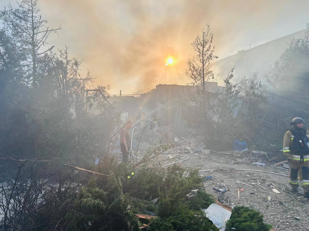 Наслідки "прильоту" по Добропіллю 16 липня. Фото: Facebook/Вадим Філашкін