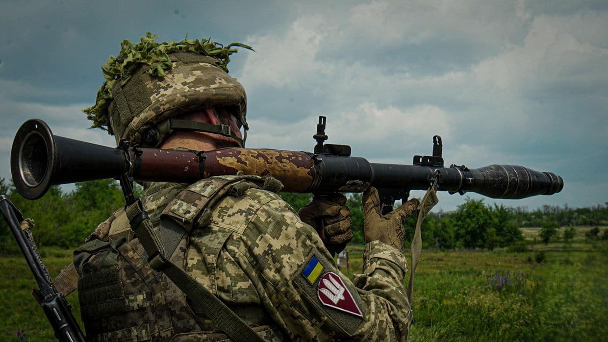 Украинский защитник. Фото: 25-я отдельная воздушно-десантная Сечеславская бригада