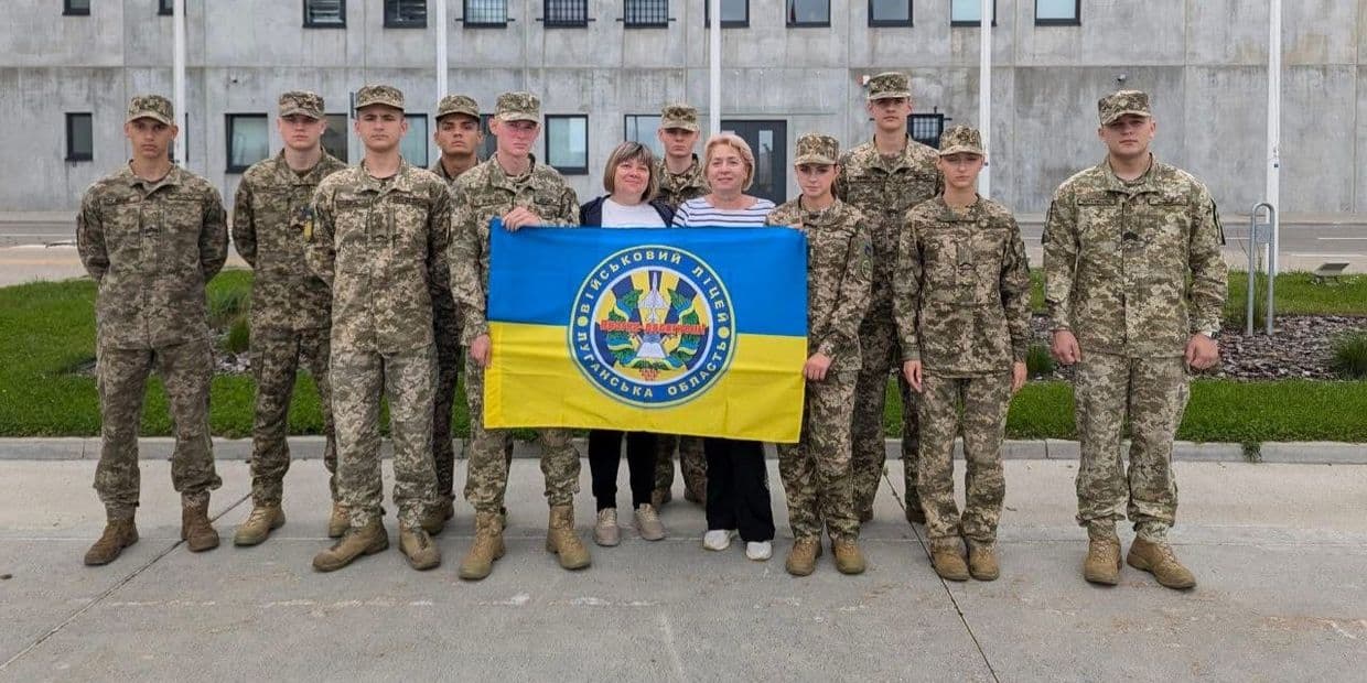 <em>Военная подготовка в Международном кадетском лагере Baltic Guard 2025. Фото: Facebook/Луганская ОГА</em>