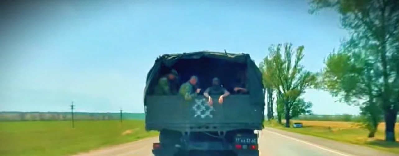 Андрющенко доповів, що окупанти перевозять через Маріуполь чеченських військових на інші фронти і проводять "розподіл впливу" на окупованій Донеччині