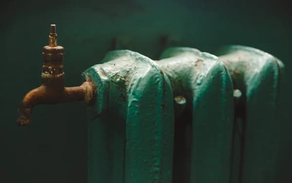 На окупованій Луганщині негативно відреагували на новину про чергове підвищення тарифів на опалення