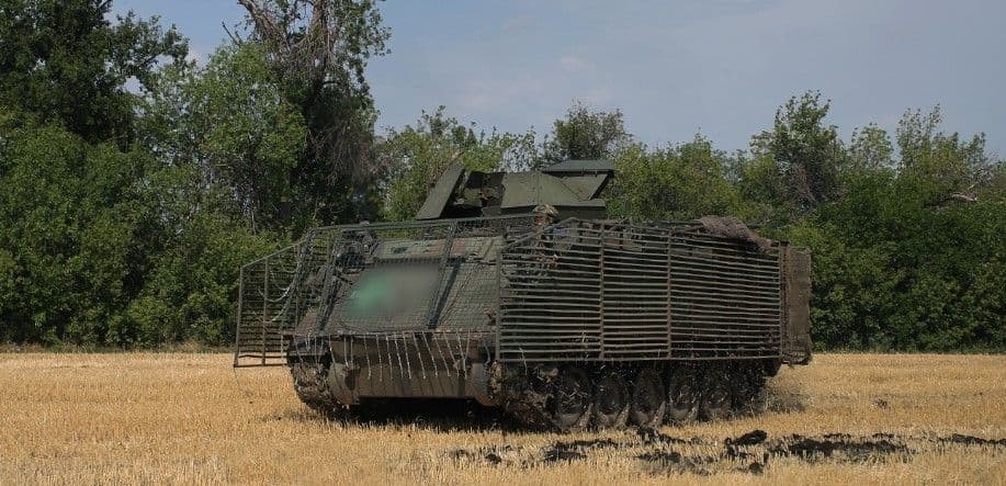 <em>Броня морской пехоты Украины. Фото: 501 ОБМП</em>