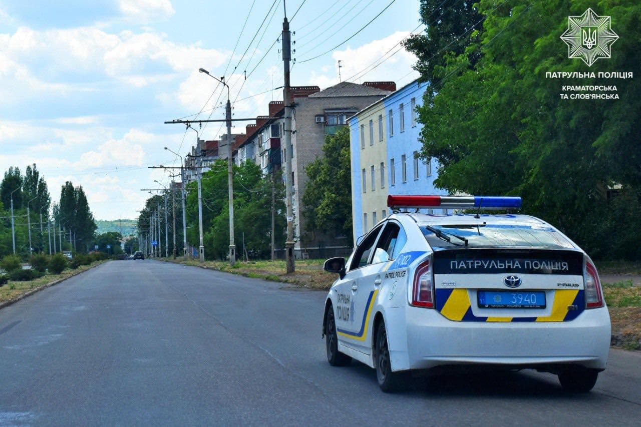 Фото: <b>патрульна поліція Краматорська та Слов'янська. Машина поліції. </b>