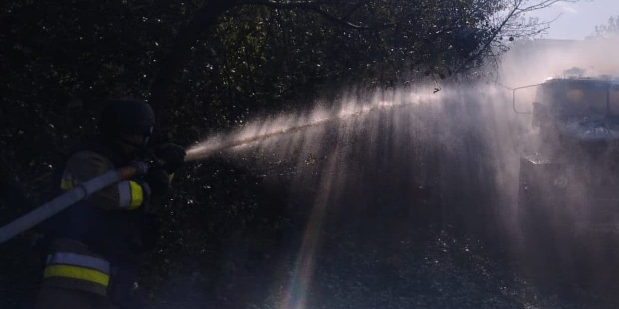 <em>Ликвидация последствий обстрелов 22 августа. Фото: ГСЧС Донетчины</em>