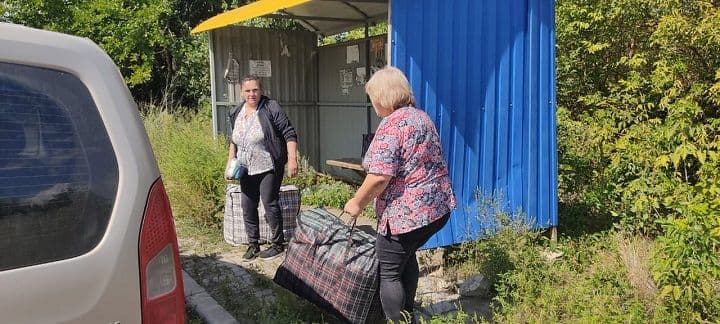 <em>Евакуація з Костянтинівської громади, 26 серпня 2025 року. Фото: Костянтинівська МВА</em>