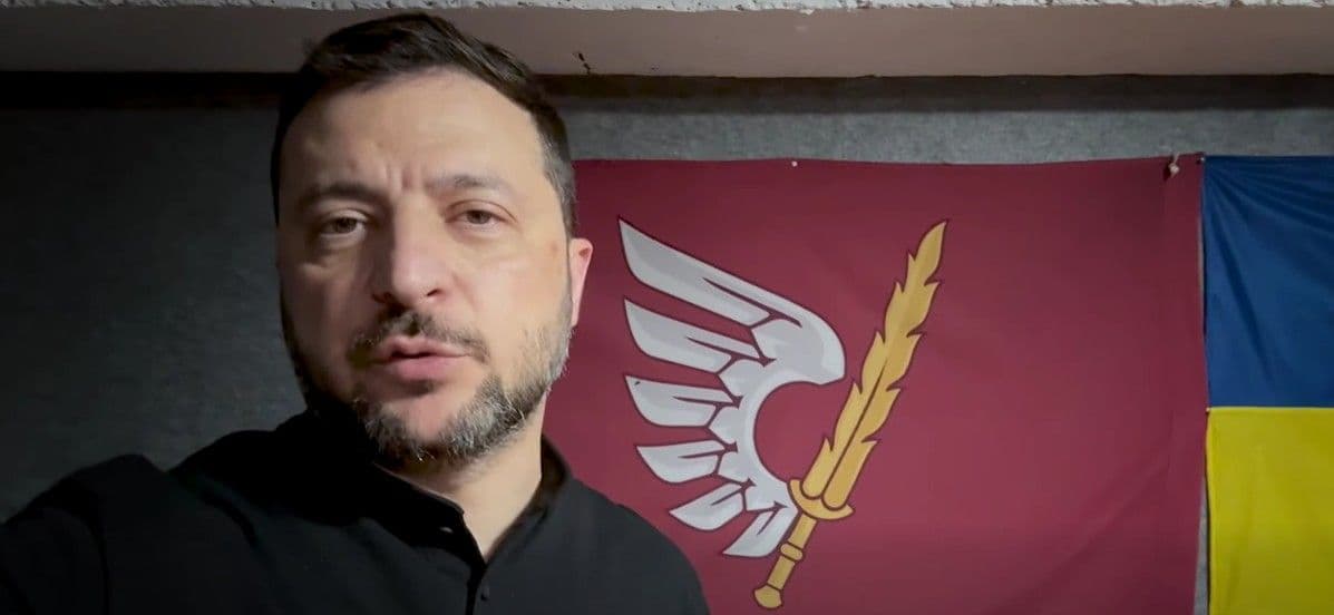 <em>Володимир Зеленський. Фото: Скриншот із відео на фейсбук-сторінці Президента України</em>