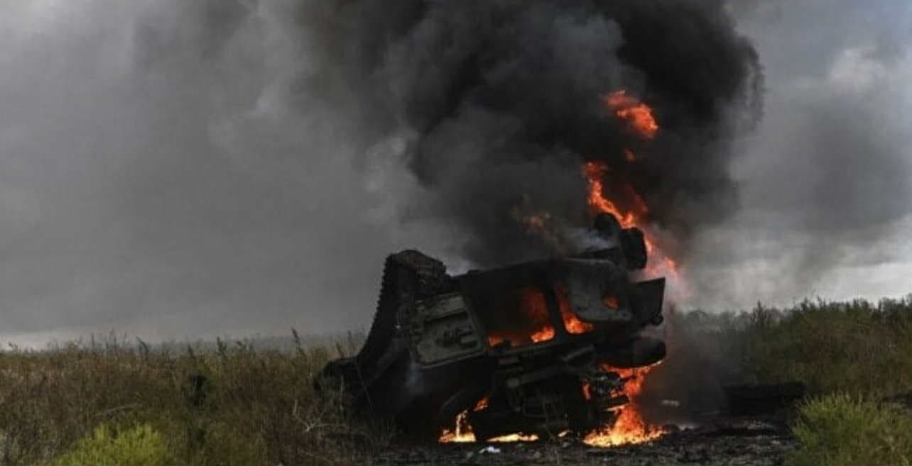 <em>Juan BARRETO (AFP) Знищена техніка рф під Ізюмом.</em>