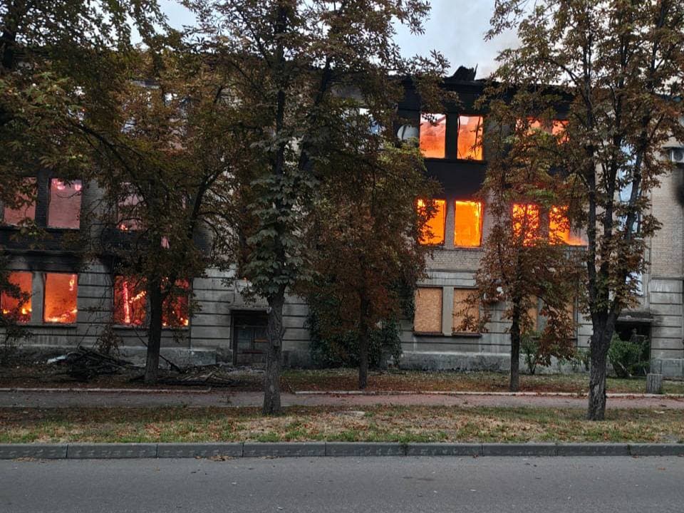 <em>Наслідки російських обстрілів Донеччини 3 вересня 2025 року. Фото: Facebook/Вадим Філашкін</em>