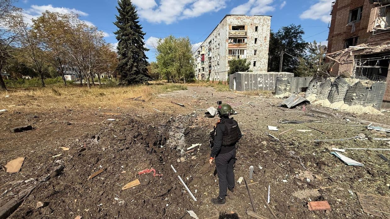 <em>Наслідки обстрілів на Донеччині. Фото: Донецької ОВА</em>