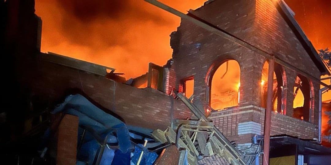 <em>Наслідки російських обстрілів 12 вересня 2025 року. Фото: Поліція Донеччини</em>