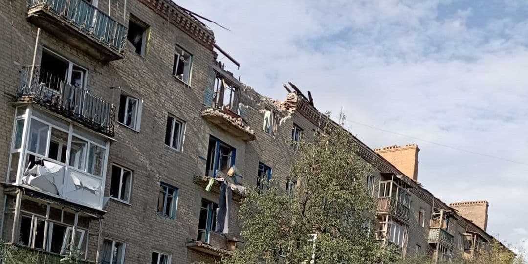 Вследствие российских обстрелов Донетчины разрушениям подверглись еще 27 гражданских объектов (фото)