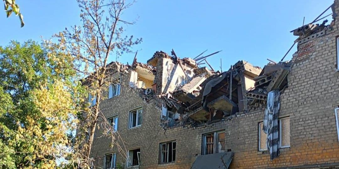 <em>Наслідки російського удару 22 вересня 2025 року. Фото: Поліція Донеччини</em>
