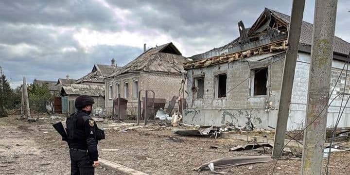 Костянтинівка знову зазнала серії ворожих авіаударів: є поранені та пошкоджені об'єкти інфраструктури (фото)