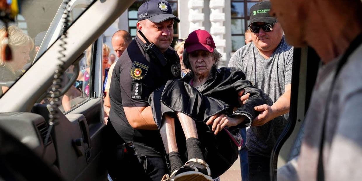 <em>В Ровно приехал поезд с эвакуированными жителями Донетчины, 6 сентября 2025 года. Фото: НПУ</em>