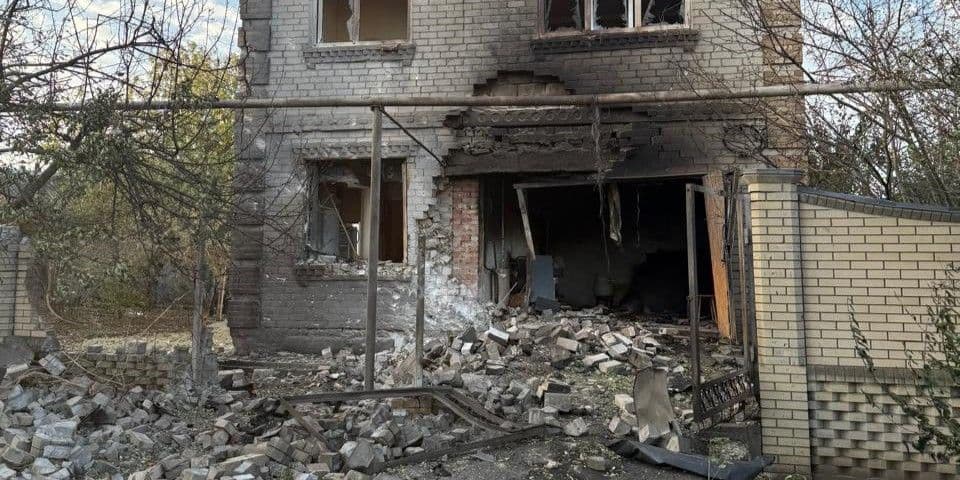 <em>Последствия российского обстрела Славянска, 4 сентября 2025 года. Фото: Facebook/Вадим Лях</em>