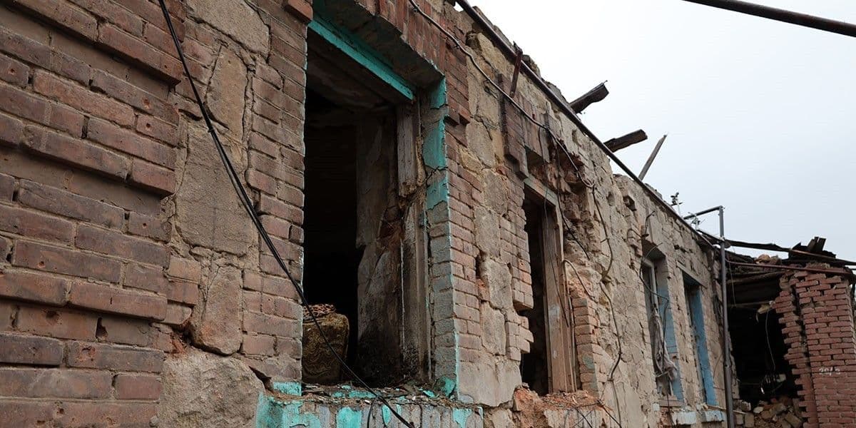 <em>Наслідки російського удару по Слов'янську 9 жовтня 2025 року. Фото: НПУ</em>