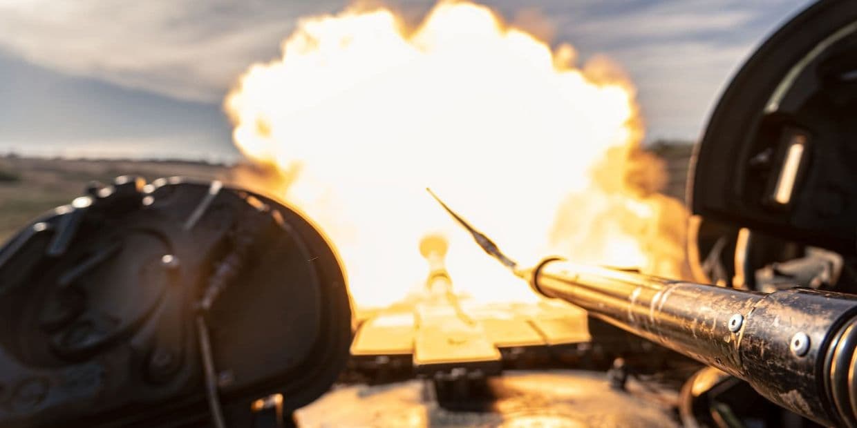 <em>Стріляє українська броня. Фото: 32 ОМБр</em>