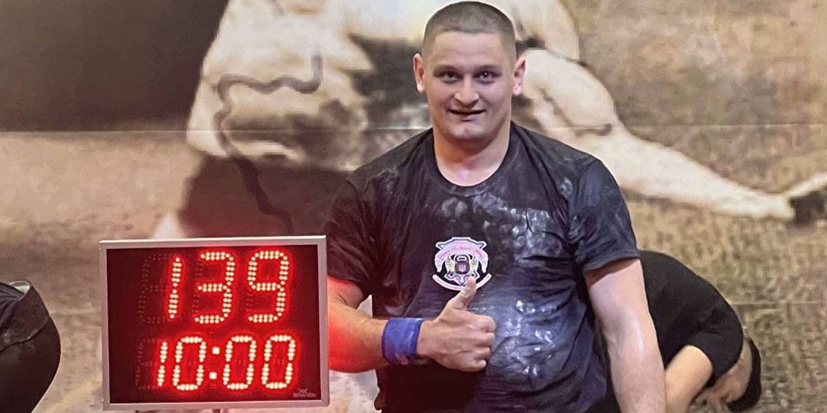 <em>Леон Білицький та його особистий рекорд. Фото: Facebook/Вадим Філашкін</em>