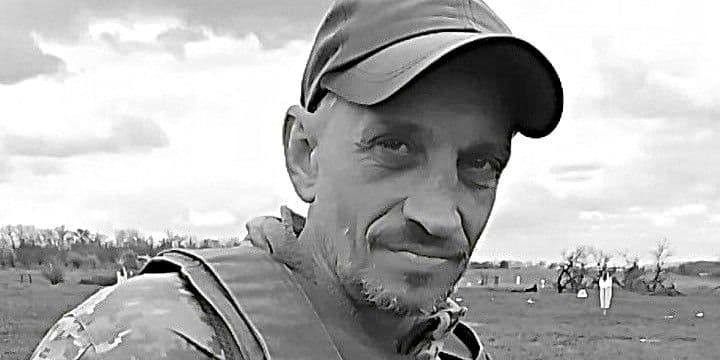 У Слов'янську перепоховали загиблого на війні стрільця-санітара Сергія Єрзика (фото)