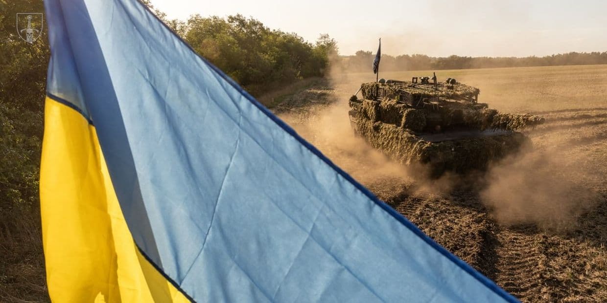 <em>Українські прапор і танк. Фото: 33 ОМБр</em>
