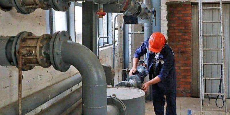 <em>У котельній. Фото: ЦНС</em>